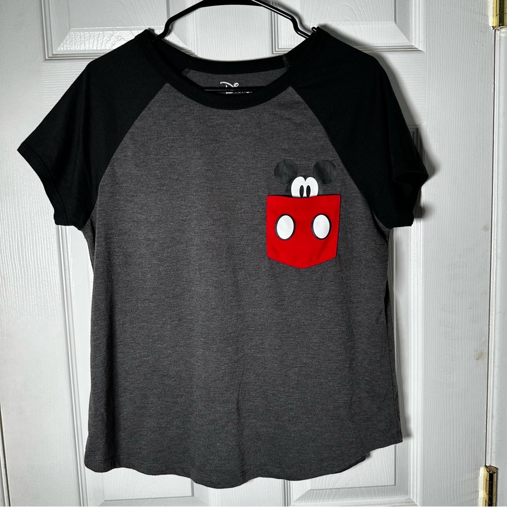 Disney Mickey Mouse Tee - Black and Gray with Red Pocketc XL, (15/17)